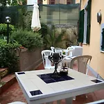 Affittacamere Il Giardino Di Gianni 3*